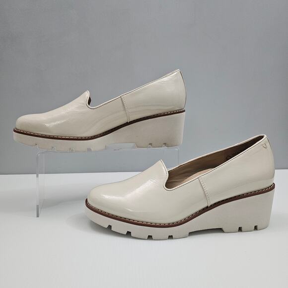 Vionic Willa Loafer Womens 9 Cream Patent Leather Wedge Slip On Arch Support - Picture 2 of 13